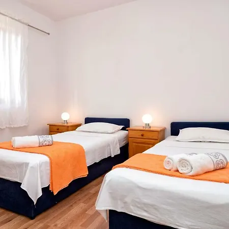 Franko Apartment *