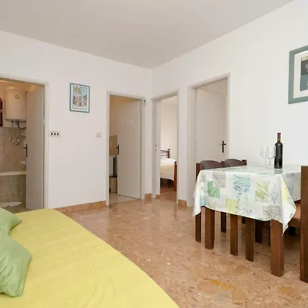Franko Apartment Jelsa (Hvar)