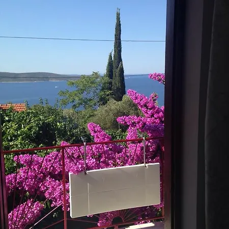 Franko * Jelsa (Hvar)