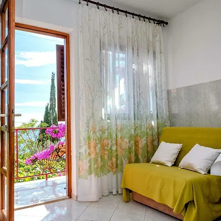 Franko * Jelsa (Hvar)