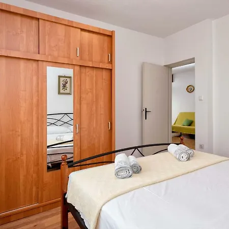 Apartment Franko *