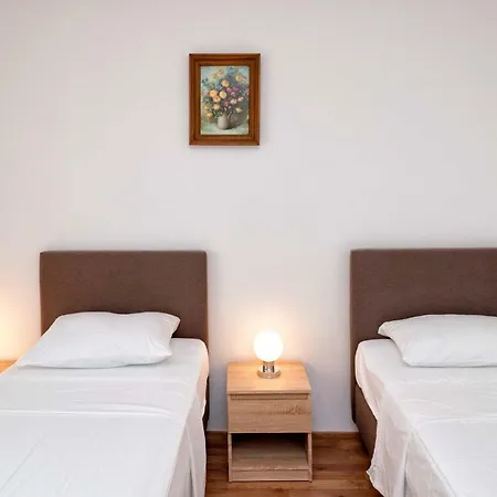 Franko Apartment