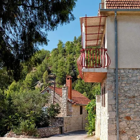 Franko * Jelsa (Hvar)