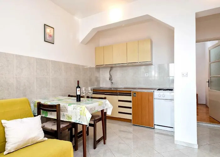 Franko Lägenhet Jelsa (Hvar)