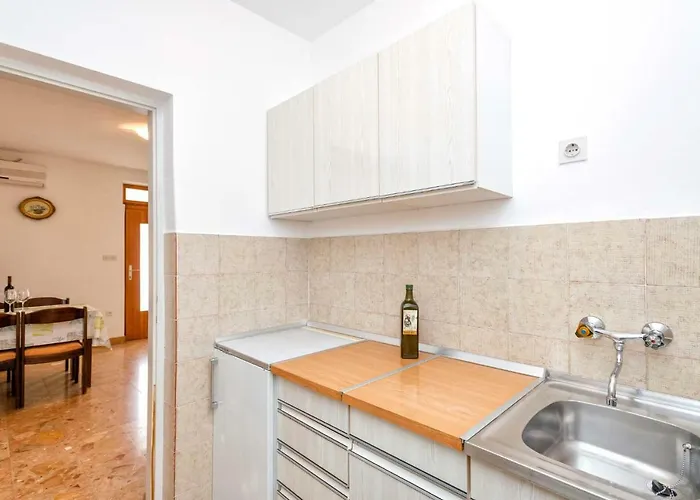 Franko Lägenhet Jelsa (Hvar)